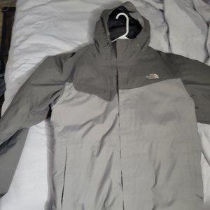 Men's North Face Jacket Size XXL/XL TALL